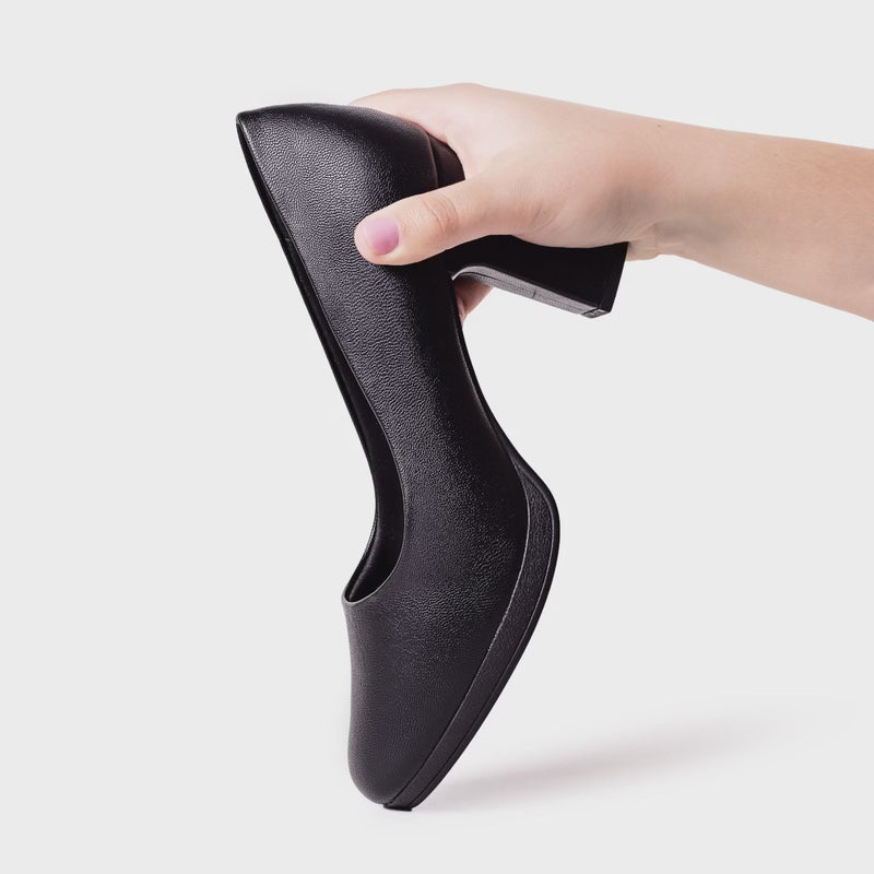 Load and play video in Gallery viewer, Piccadilly Deise Women's High Heel Pumps - Flexible &amp; Anti-Slip - 100% Vegan - Black
